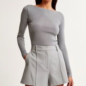 Abercrombie & Fitch Gray Ribbed Boat Neck Sweater